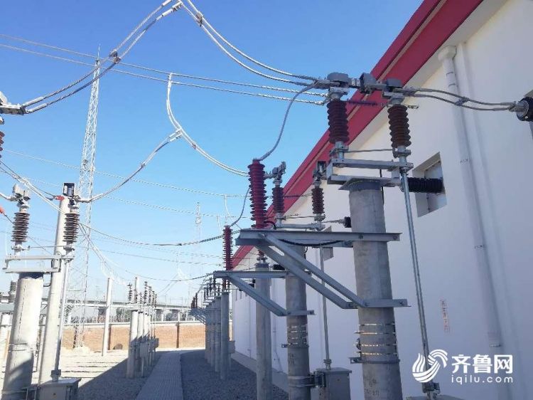 青连铁路接触网全线送电成功 输送变电工程的关键里程碑